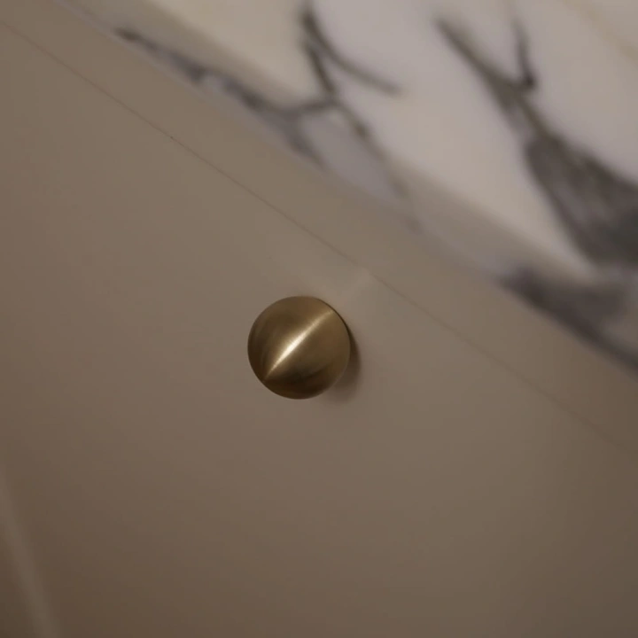 classic-brass-handle